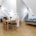 Hawran Nocleg ze śniadaniem 3*
