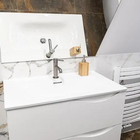 Nocleg ze śniadaniem Hawran